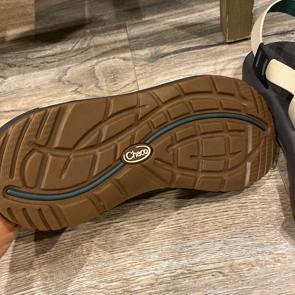 Woman's chaco sandals size 10 - Picture 3 of 4